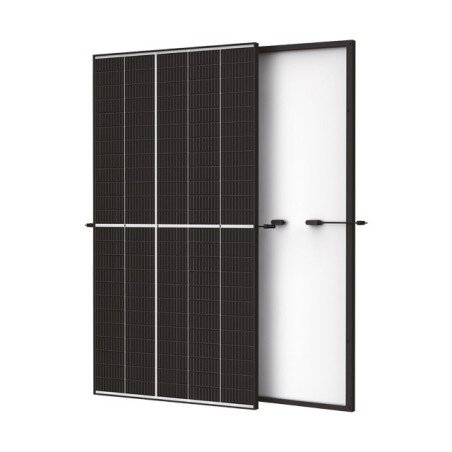 Trina Solar Vertex Half Cut Black Trina Solar Vertex Half Cut Black